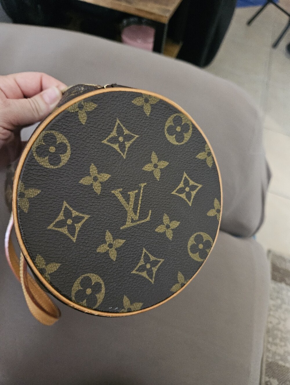 Louis Vuitton Barrell Monogram Papillon 30. - Picture 11 of 15